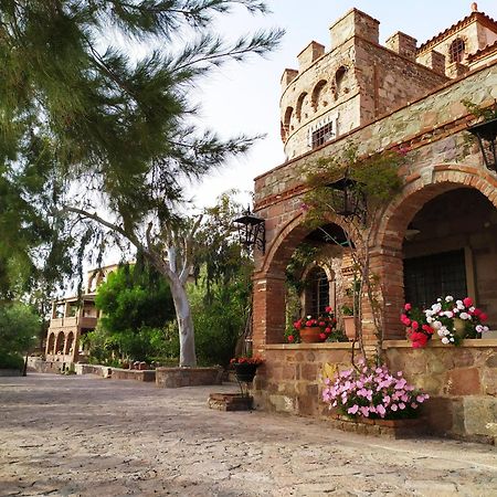 Lesvos Tower House Komninos Sígrion Eksteriør billede