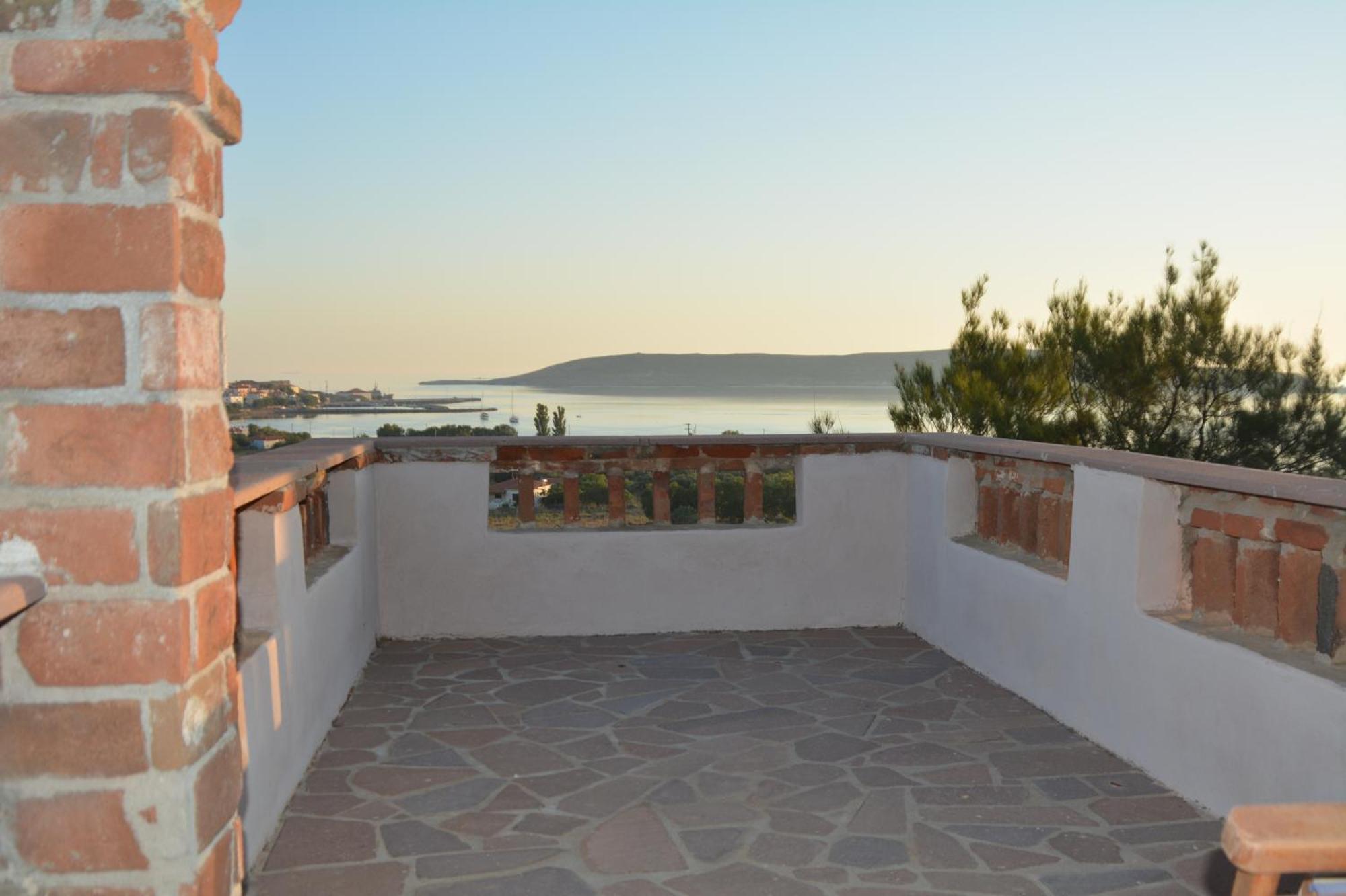Lesvos Tower House Komninos Sígrion Eksteriør billede