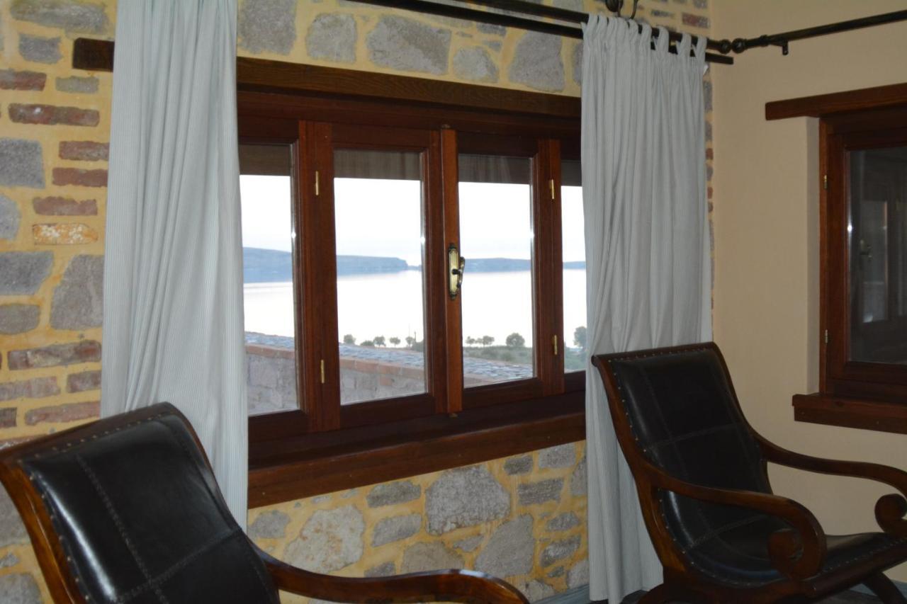 Lesvos Tower House Komninos Sígrion Eksteriør billede